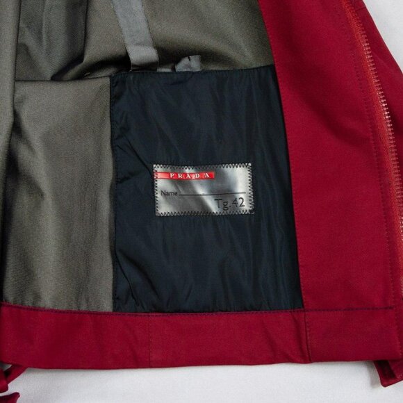 PRADA SPORT BURGUNDY JACEKT WITH REMOVABLE SLEEVES - Picture 10 of 13